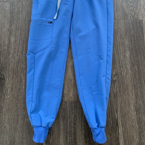 Figs Zamora Jogger Scrub Pant Ceil Blue - Picture 1 of 2